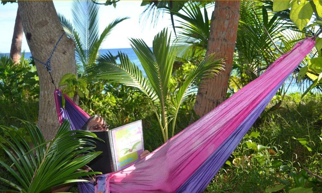 Serenity Beaches Resort Uoleva Island Extérieur photo