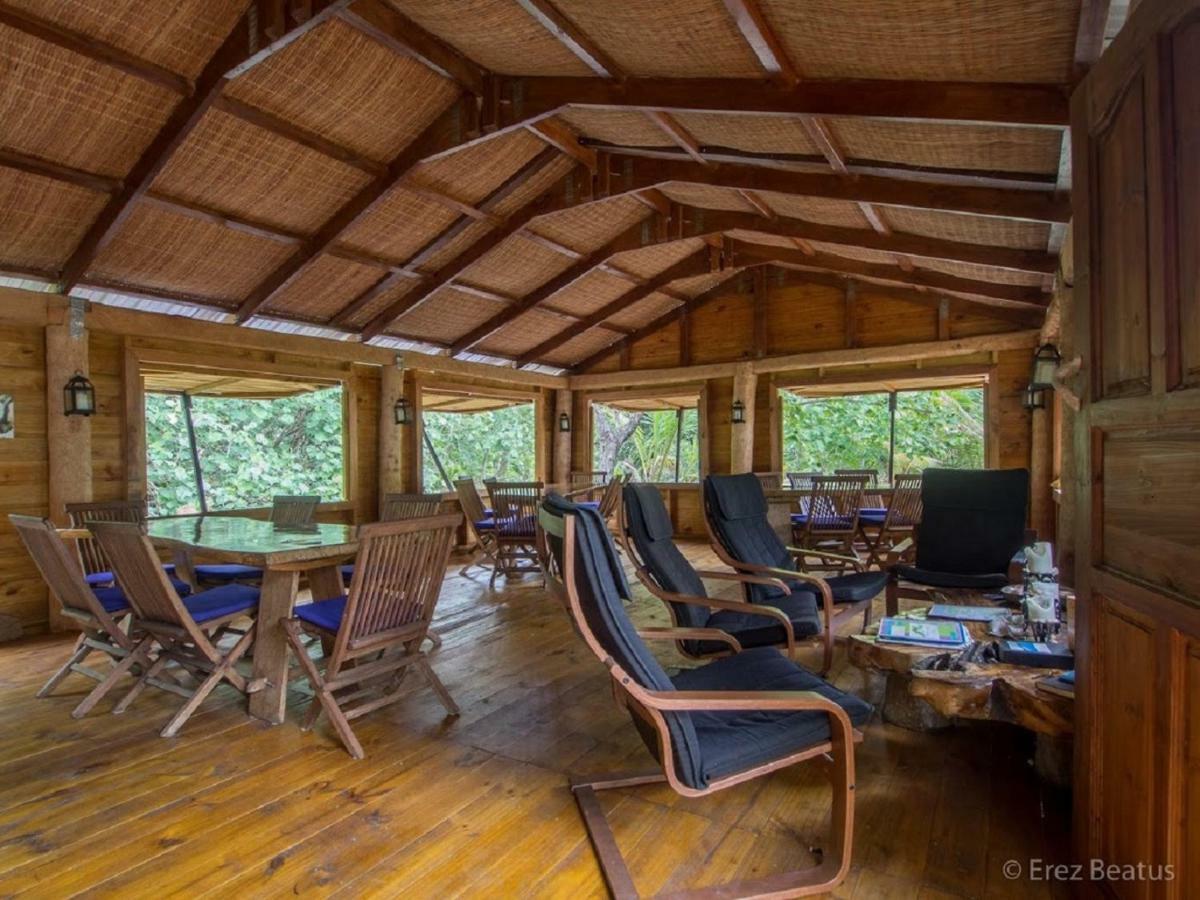 Serenity Beaches Resort Uoleva Island Extérieur photo